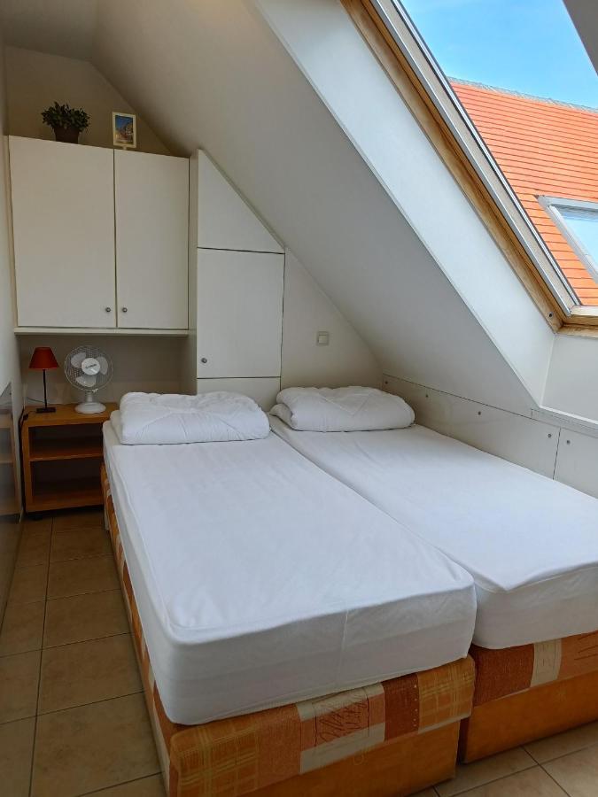 Residentie Gaudi Apartment Nieuwpoort Bagian luar foto